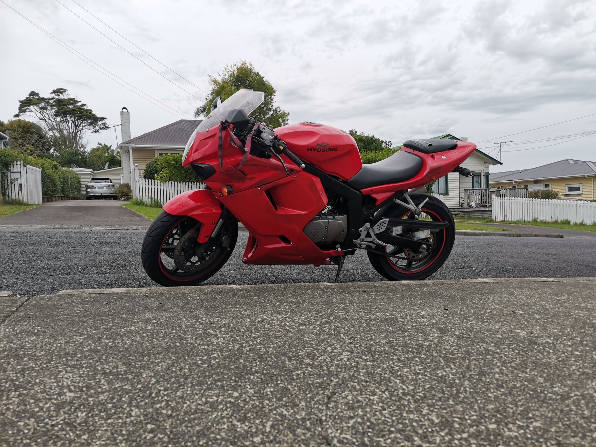 Hyosung_GT250R_IMG_20200317_093945.jpg