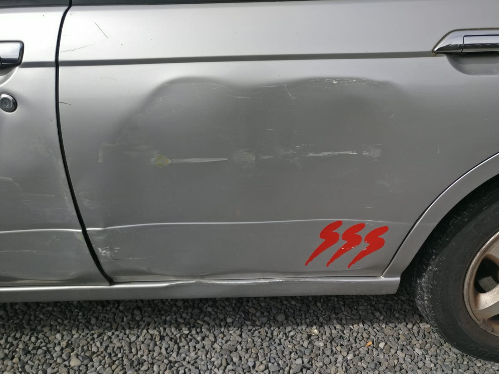 Nissan_Bluebird_U14_PHOTO-2025-12-15-21-52-32.jpg